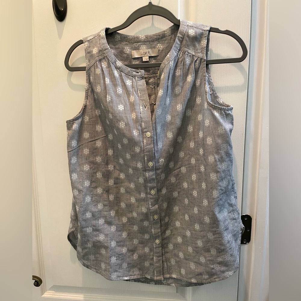 Loft Sleeveless Blouse Small
